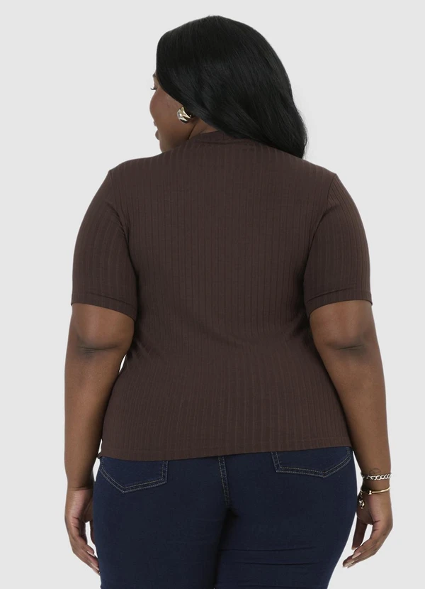 Malwee - Blusa Justa Canelada Feminina Plus Marrom 3