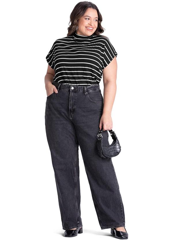 Rezzato - Blusa Listrada Gola Alta Plus Size Preto 1