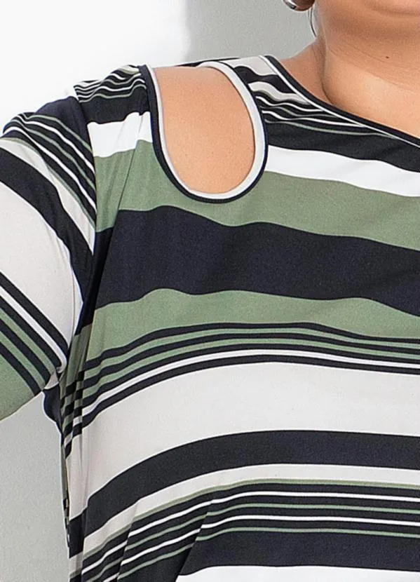 Marguerite - Blusa Listras Verde com Recorte Vazado Plus Size 3
