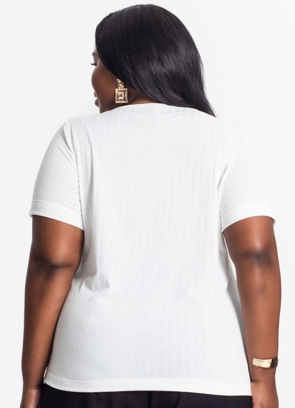 Infinita Cor - Blusa Malha Plus Bege 2