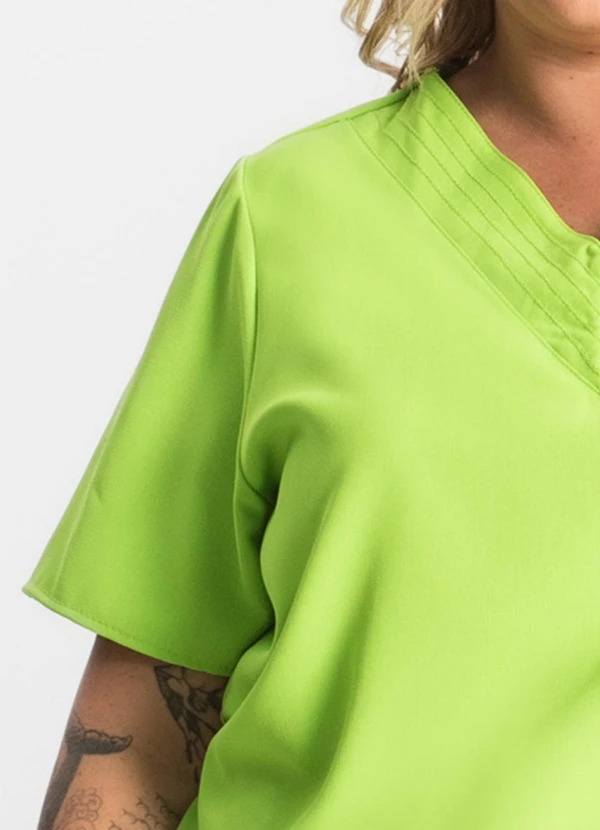 Secret Glam - Blusa Manga Curta Plus Size Verde 5
