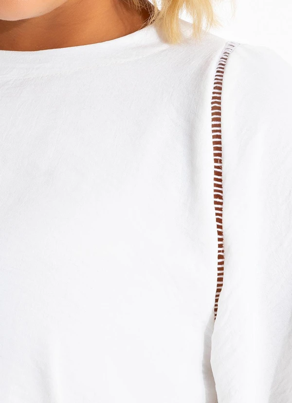 Marguerite - Blusa Off White em Crepe Plano 4