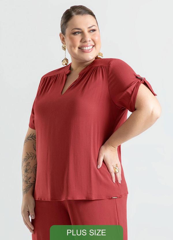 Cativa - Blusa Plus Size Bata Decote Gota Marrom