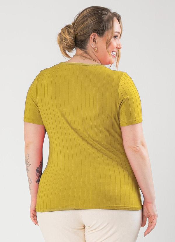 Cativa - Blusa Plus Size Canelada Amarelo Escuro 1