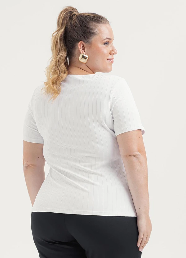 Cativa - Blusa Plus Size Canelada Branco  2
