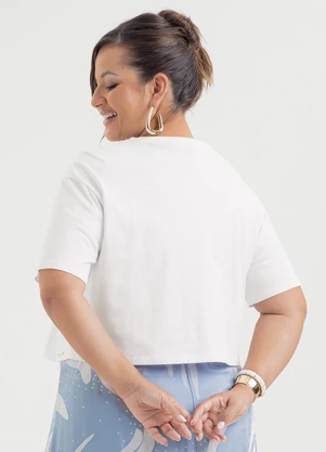 Cativa - Blusa Plus Size Cropped em Algodão Branco  - CATIVA