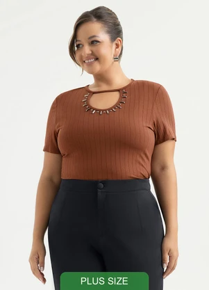 Cativa - Blusa Plus Size Decote Gota Canelada Marrom - CATIVA