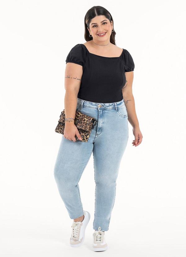 Habana - Blusa Plus Size Decote Quadrado em Cotton Preto 3