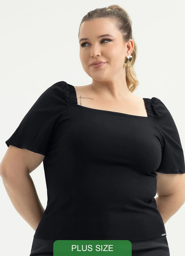 Cativa - Blusa Plus Size Decote Quadrado em Viscose Preto 1