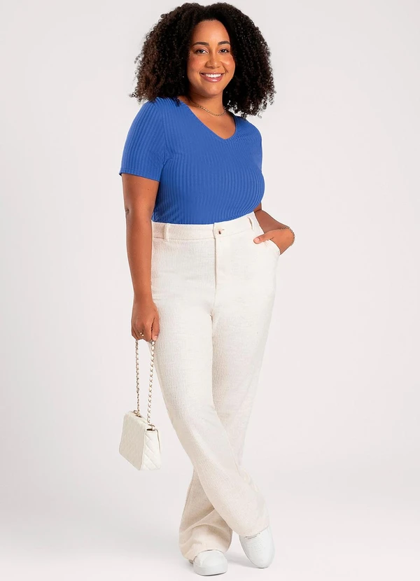 Cativa - Blusa Plus Size Decote V em Canelado Azul 3