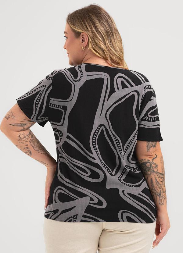 Cativa - Blusa Plus Size Decote V em Viscose Preto 2