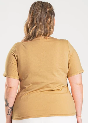 Cativa - Blusa Plus Size em Algodão Caramelo - CATIVA