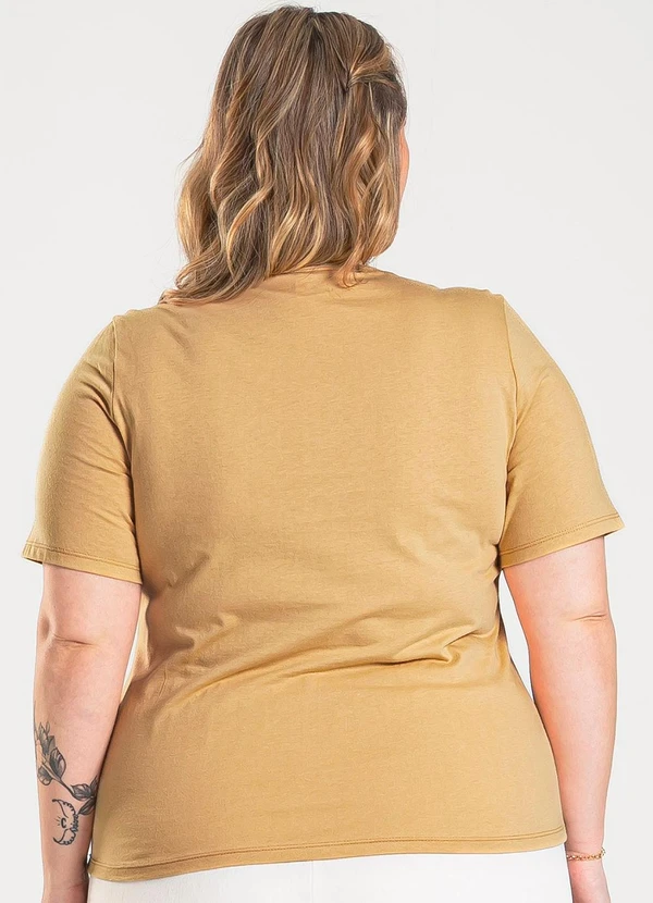 Cativa - Blusa Plus Size em Algodão Caramelo 2