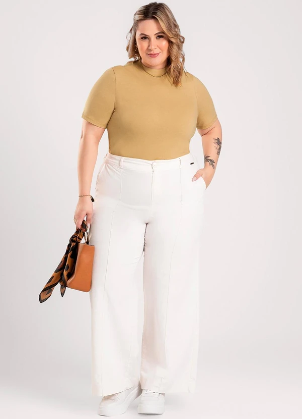 Cativa - Blusa Plus Size em Algodão Caramelo 3