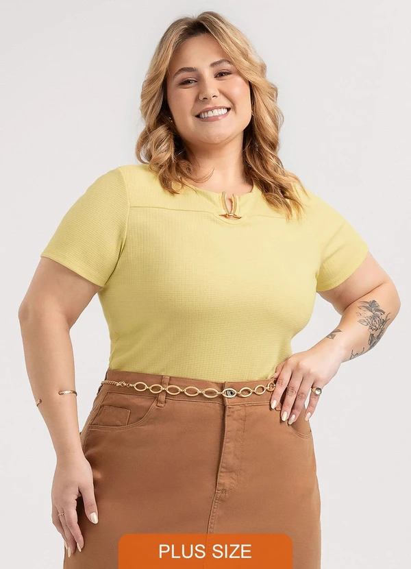 Habana - Blusa Plus Size em Canelado Amarelo 3