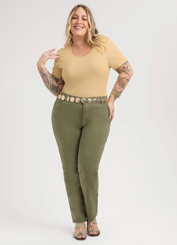 Habana - Blusa Plus Size em Canelado Bege 3