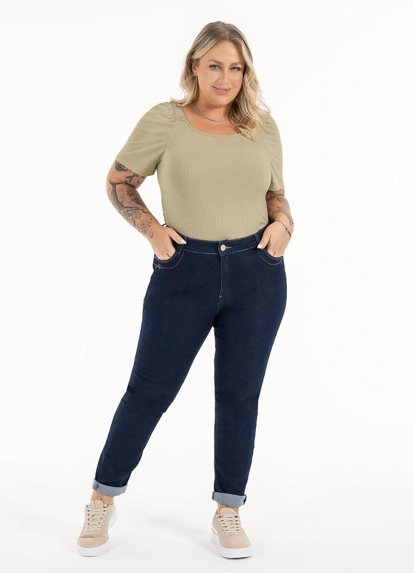 Habana - Blusa Plus Size em Canelado Bege 3