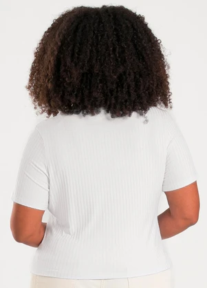 Cativa - Blusa Plus Size em Canelado Branco - CATIVA