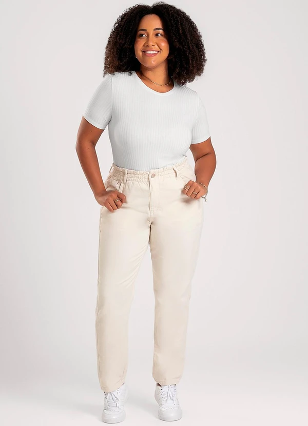 Cativa - Blusa Plus Size em Canelado Branco 3