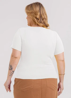 Habana - Blusa Plus Size em Canelado Branco  - HABANA