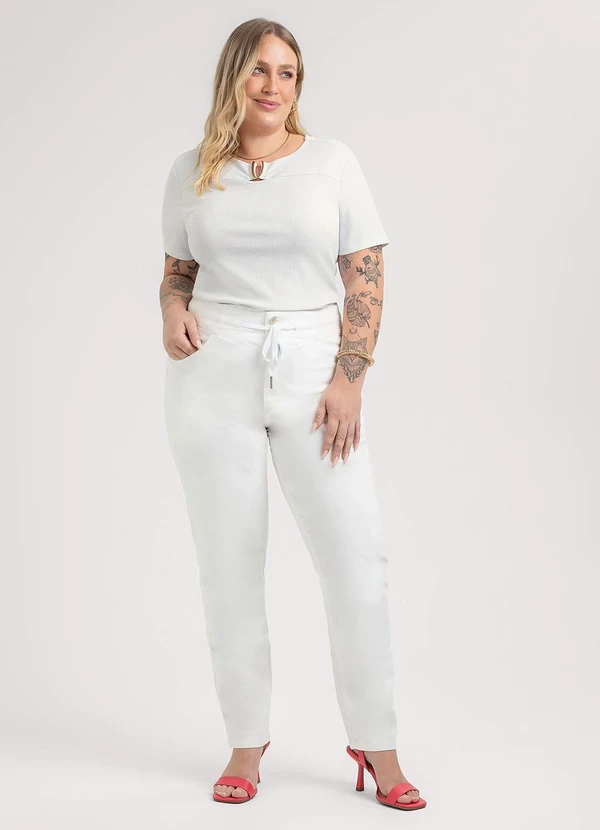 Habana - Blusa Plus Size em Canelado Branco 4