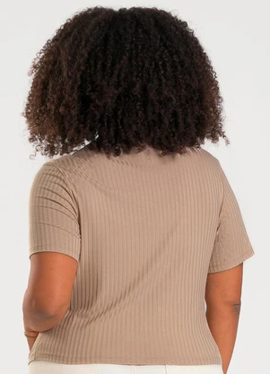 Cativa - Blusa Plus Size em Canelado Marrom Claro - CATIVA