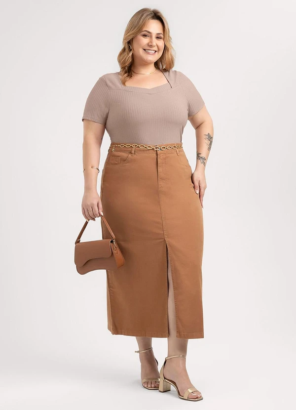 Habana - Blusa Plus Size em Canelado Marrom 3