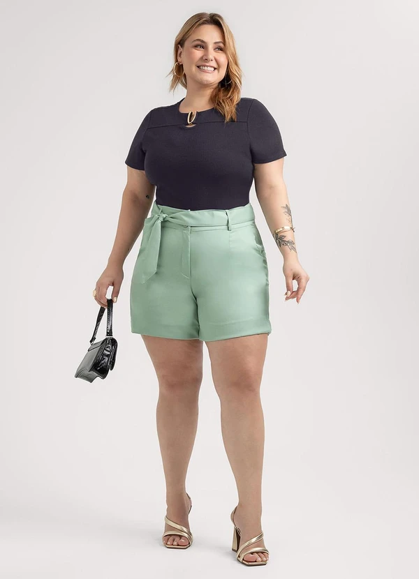 Habana - Blusa Plus Size em Canelado Preto 4