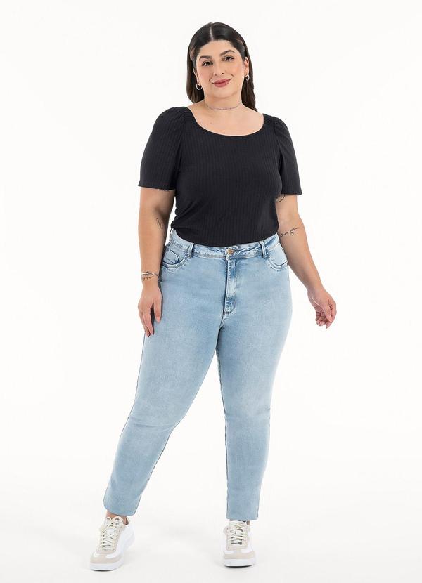 Habana - Blusa Plus Size em Canelado Preto 3