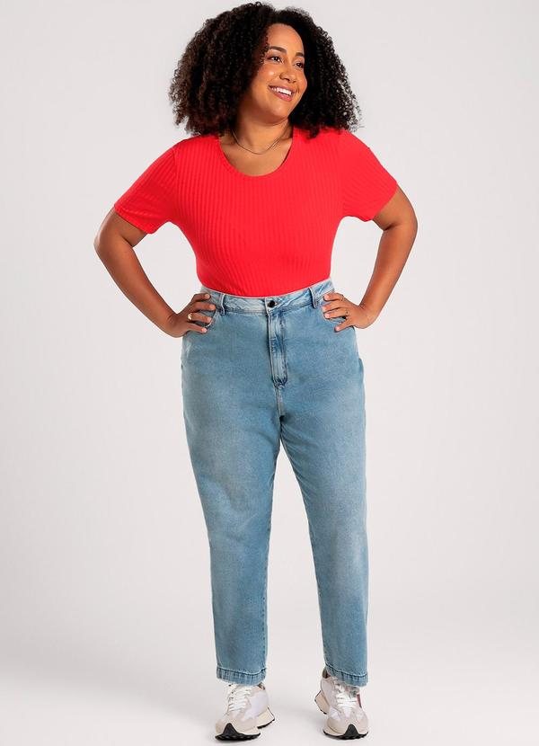 Cativa - Blusa Plus Size em Canelado Vermelho 3