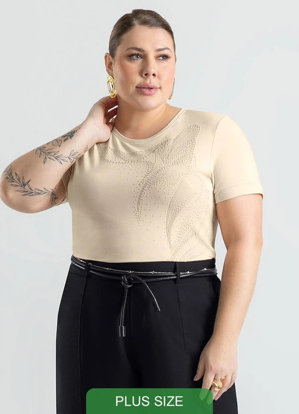 Cativa - Blusa Plus Size em Crepe Bege