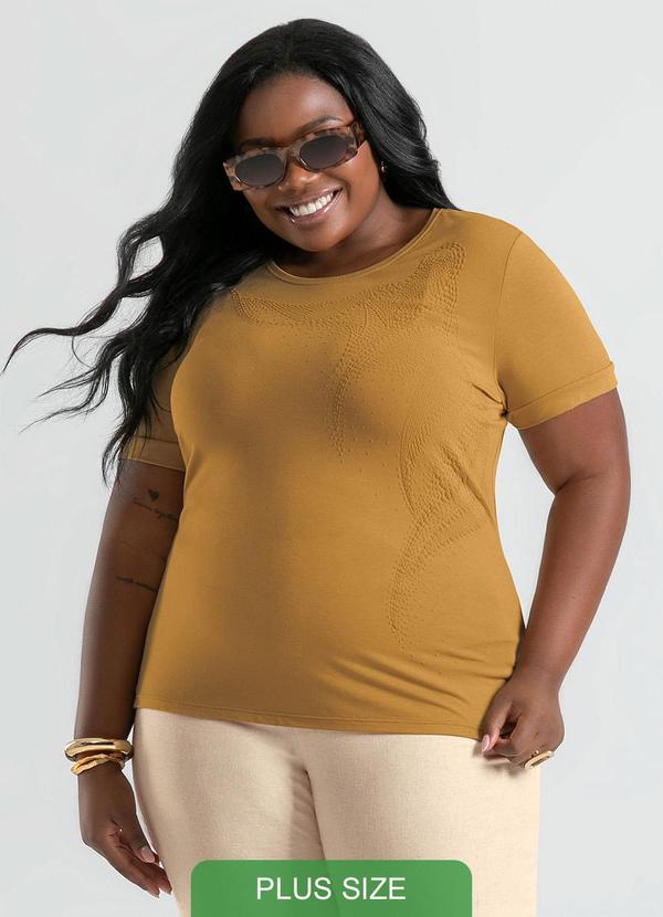 Cativa - Blusa Plus Size em Crepe Marrom 3