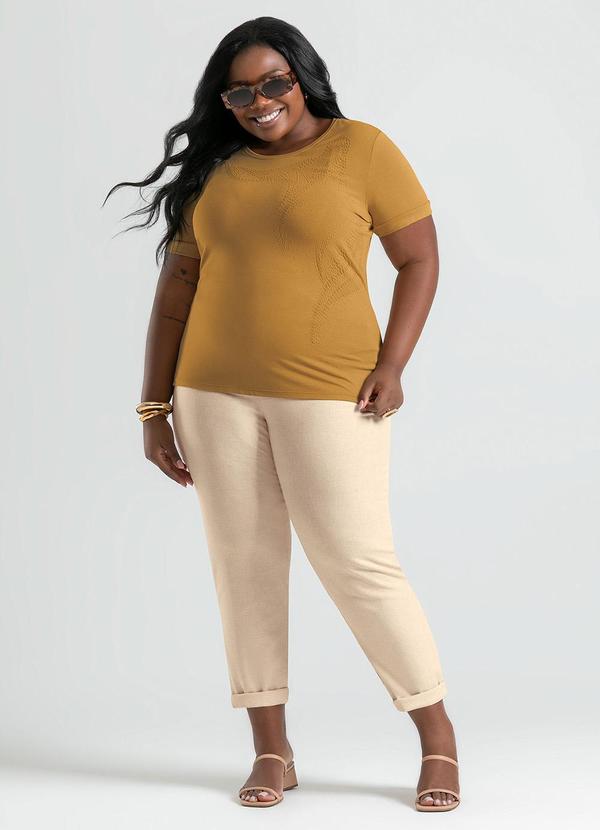 Cativa - Blusa Plus Size em Crepe Marrom 4