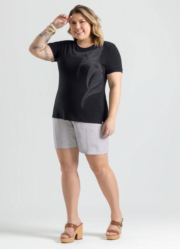 Cativa - Blusa Plus Size em Crepe Preto 4