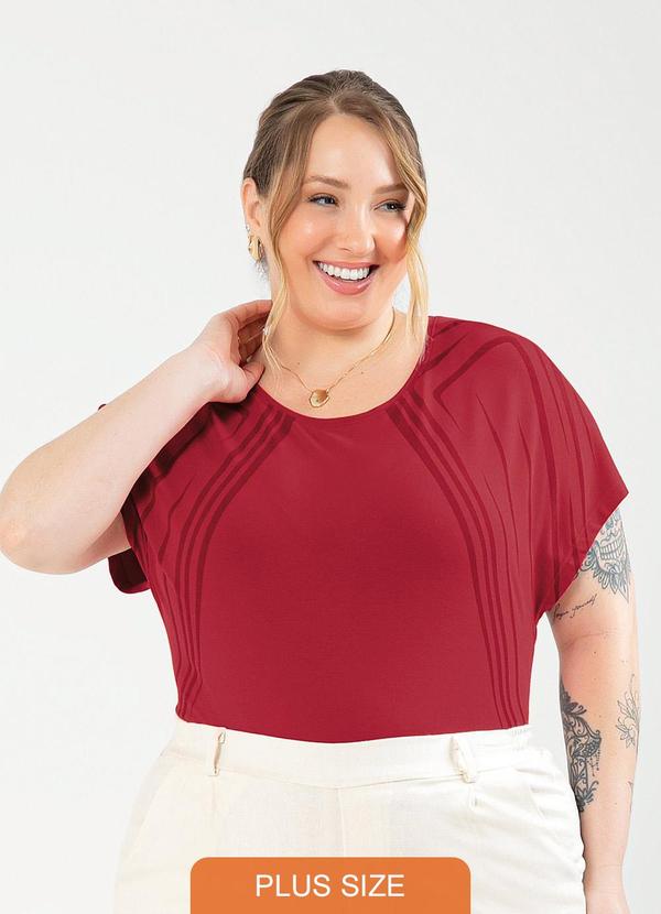 Cativa - Blusa Plus Size em Crepe Vermelho Escuro
