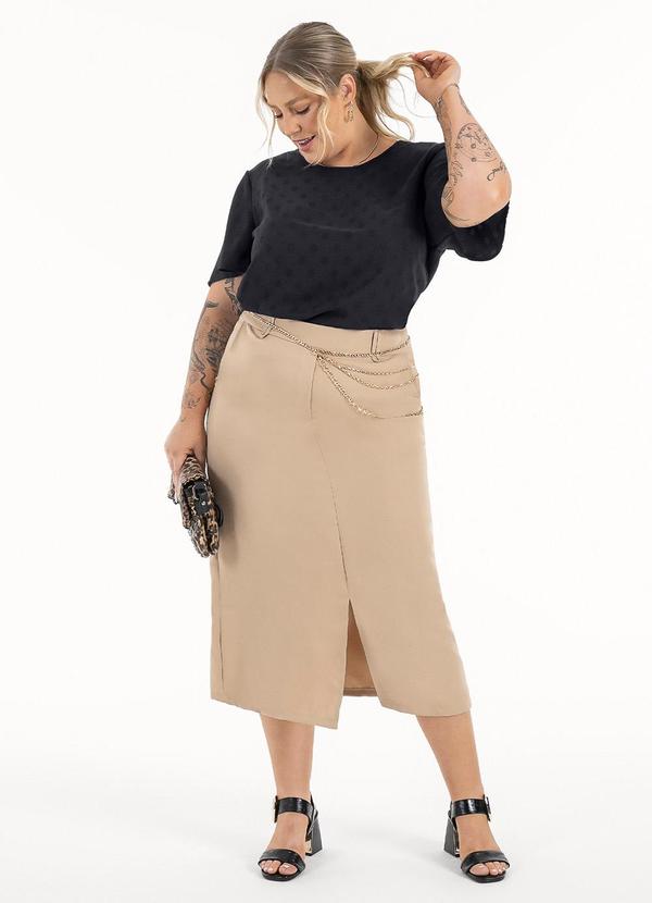 Habana - Blusa Plus Size em Tecido PlanoPreto 4