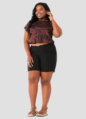 Cereja Rosa - Blusa Plus Size em Tecido Plano Preto - CEREJA ROSA