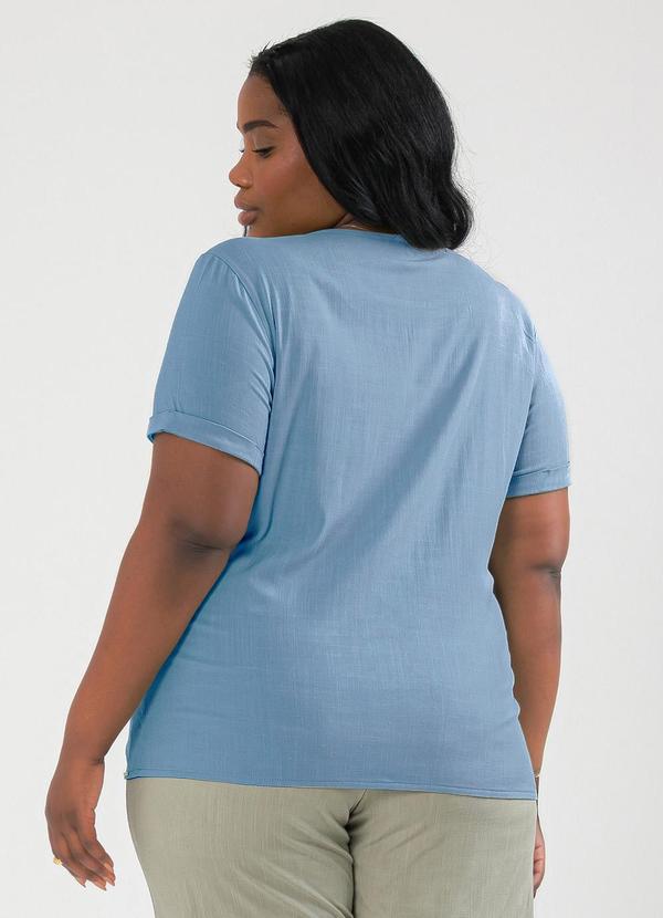Cativa - Blusa Plus Size em Viscose Azul 2