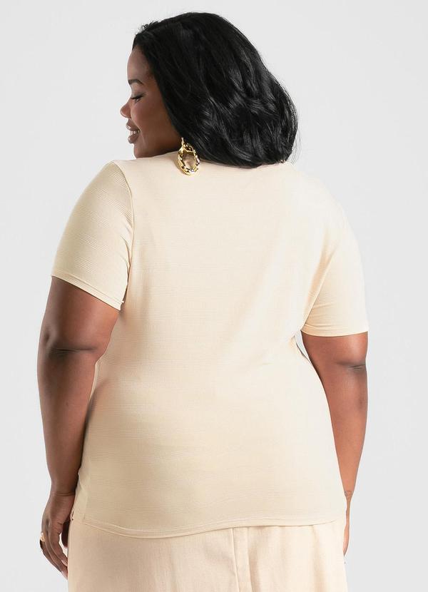 Cativa - Blusa Plus Size em Viscose Bege 2