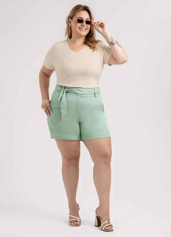 Habana - Blusa Plus Size em Viscose Bege 3