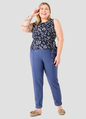 Cereja Rosa - Blusa Plus Size em Viscose com Amarração Azul - CEREJA ROSA