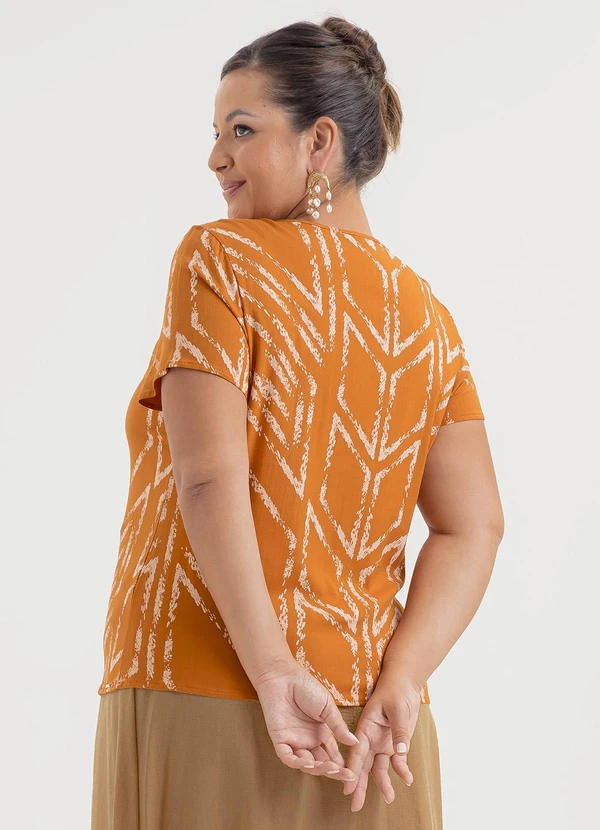 Cativa - Blusa Plus Size em Viscose Laranja Escuro 2