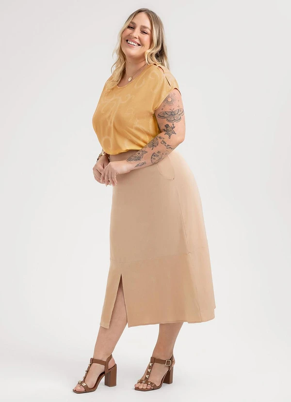 Habana - Blusa Plus Size em Viscose Marrom 4