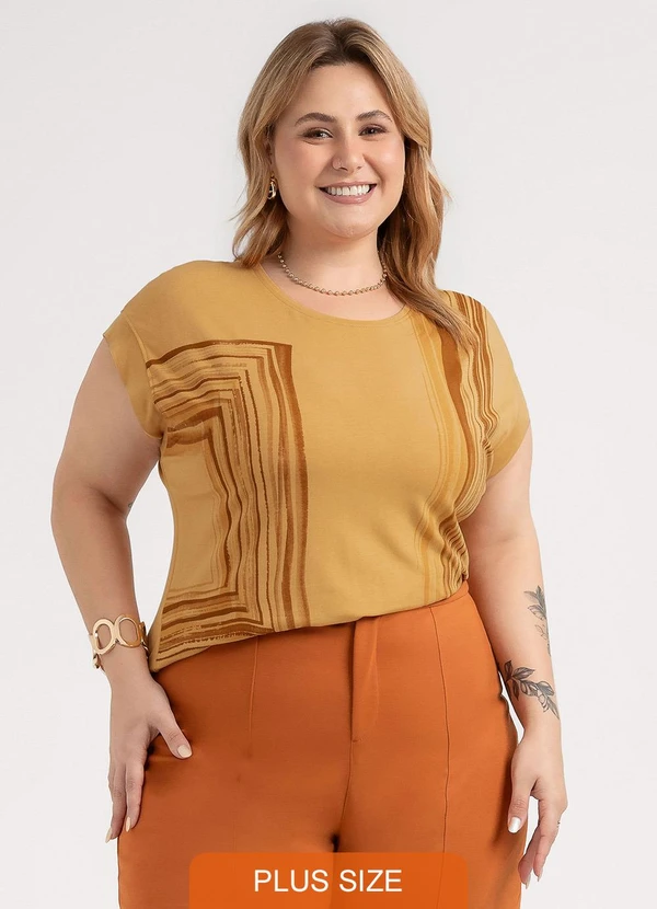 Habana - Blusa Plus Size em Viscose Marrom 2