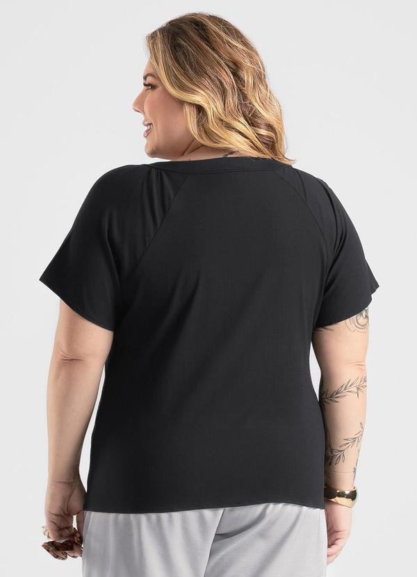 Cativa - Blusa Plus Size em Viscose Preto 2