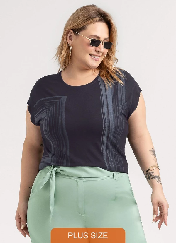 Habana - Blusa Plus Size em Viscose Preto 1