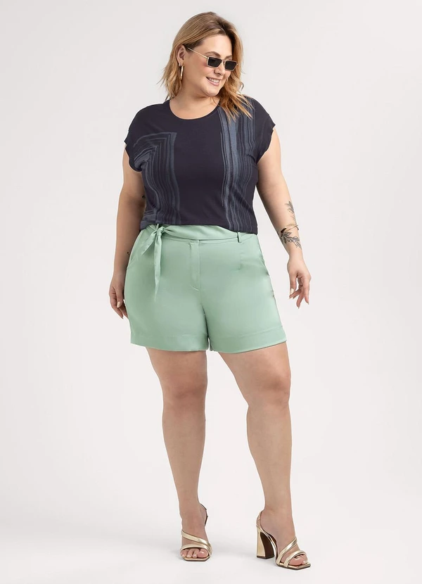 Habana - Blusa Plus Size em Viscose Preto 3