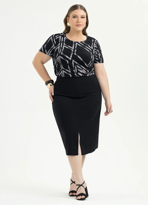 Cativa - Blusa Plus Size em Viscose Preto 3