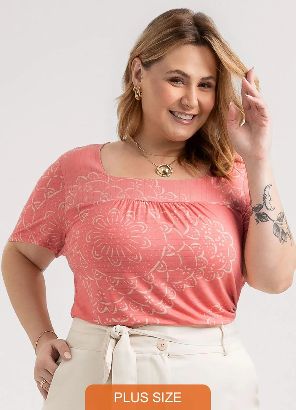 Habana - Blusa Plus Size em Viscose Rosa