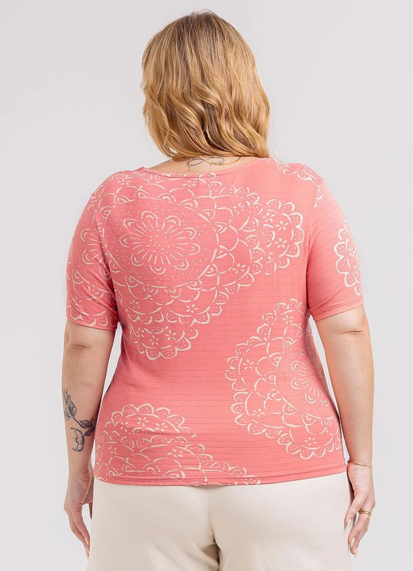 Habana - Blusa Plus Size em Viscose Rosa 2